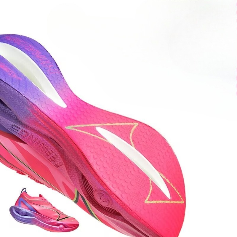 حذاء جري كلاسيكي من ماركة مشهو - مراجعة Outdoor Sport Brand Shoes وسعره