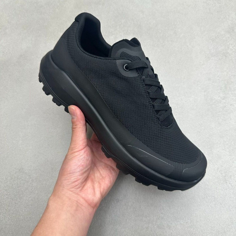 أحذية احترافية للجري على الطرق - مراجعة Outdoor Sport Brand Shoes وسعره