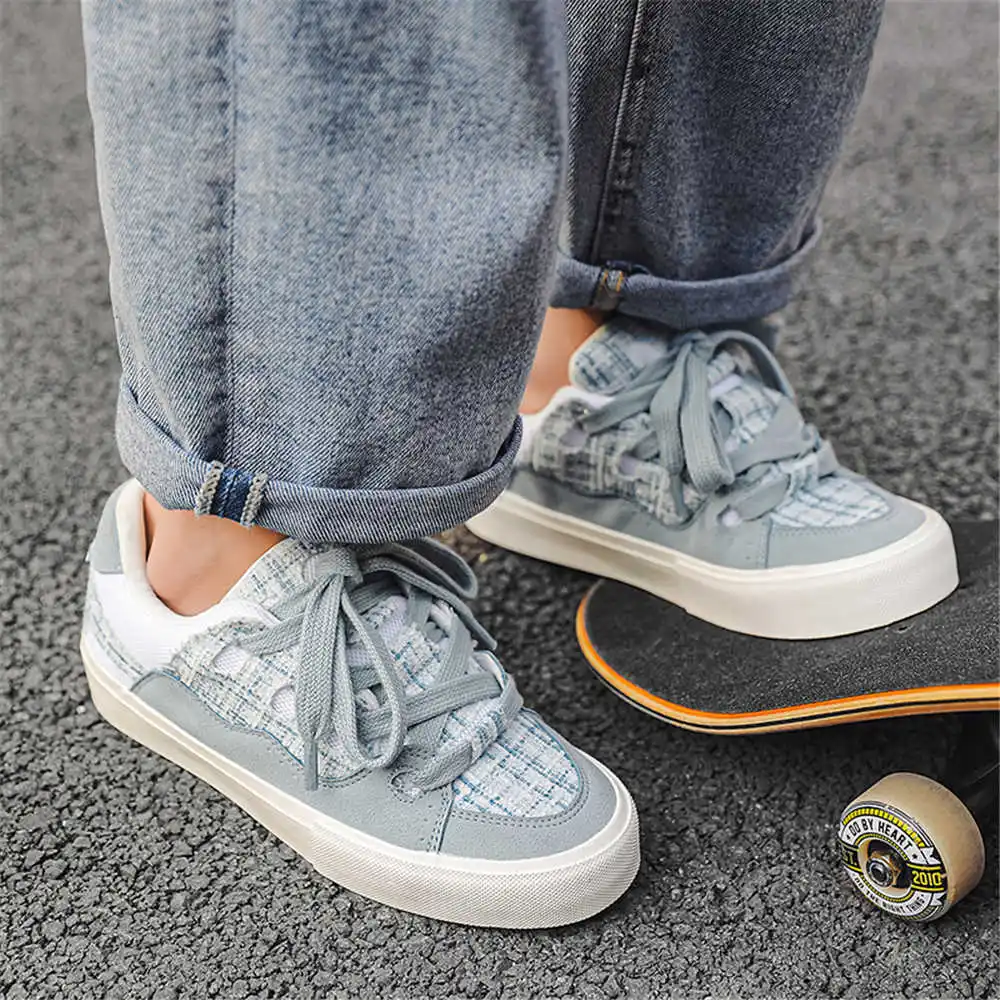 مع جلد الهيب هوب أحذية المدرسة - مراجعة Outdoor Sport Climbing Uk وسعره